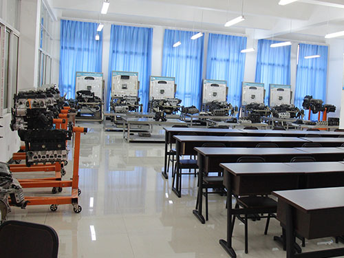 新能源汽車實訓(xùn)室