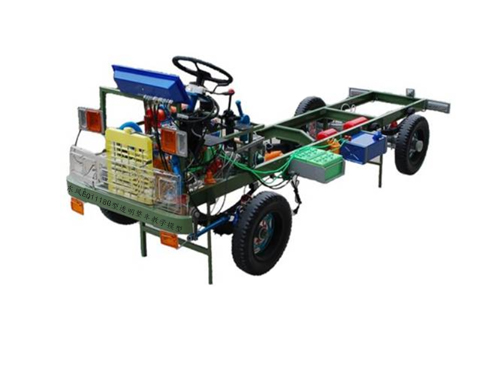 東風EQ1118G型透明整車教學模型